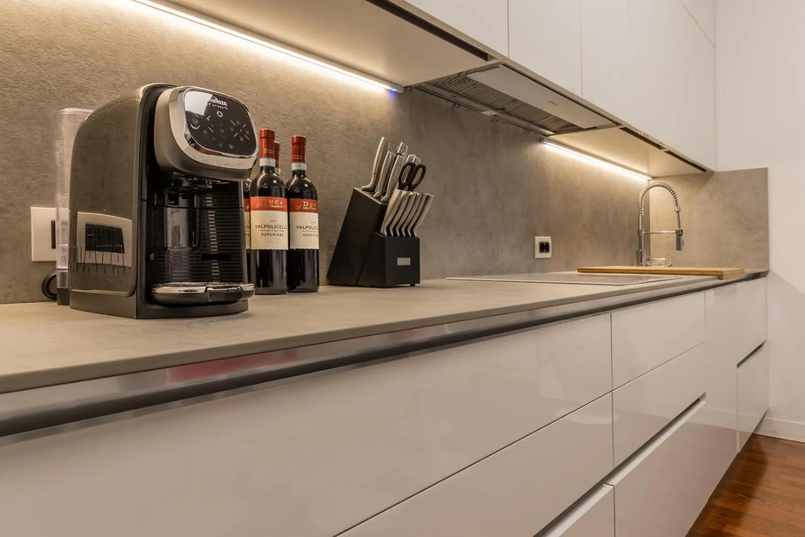 Repubblica Luxury Loft By Lionhost Apartment Milan 0*,  Italy